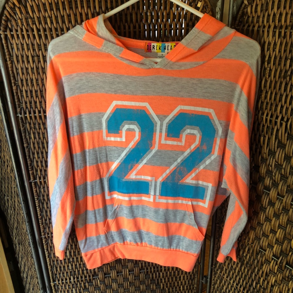 Derek Heart Double Pocket Hoodie Shirt GUC